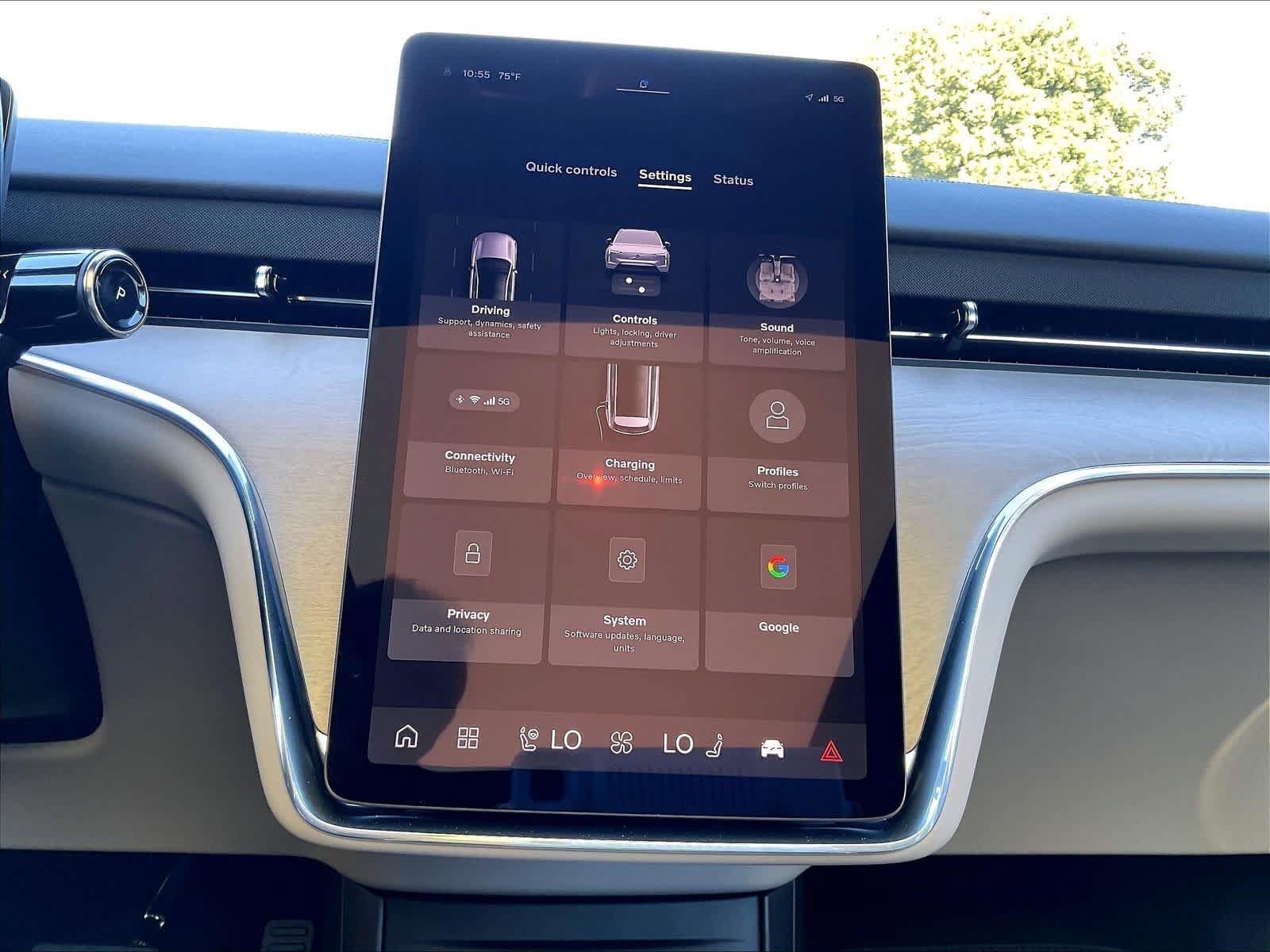 New 2026 Volvo EX90 Plus RWD image 22