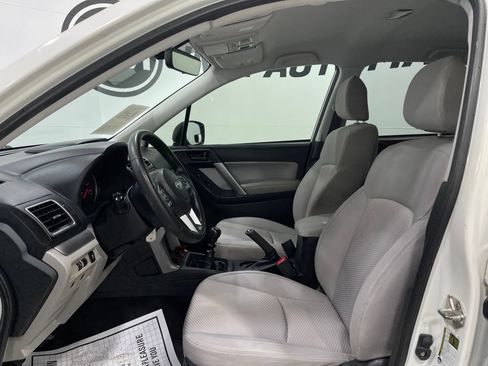 Used 2018 Subaru Forester 2.5i AWD/4WD image 10