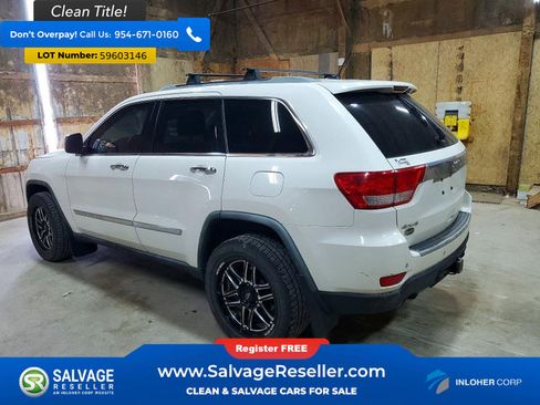 Used 2011 Jeep Grand Cherokee Overland AWD/4WD image 3