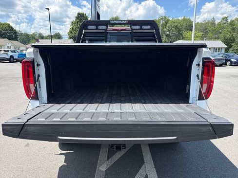 Used 2024 GMC Sierra 1500 AT4X w/ AT4X AEV Edition AWD/4WD image 19