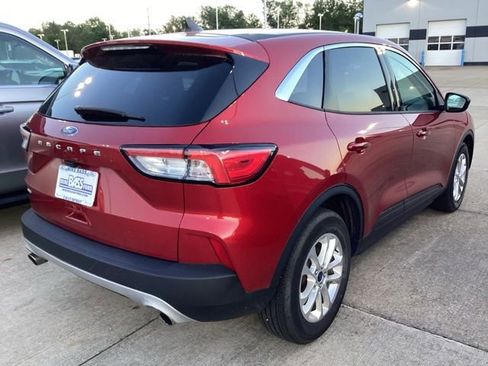 Used 2022 Ford Escape SE w/ Convenience Package FWD image 10