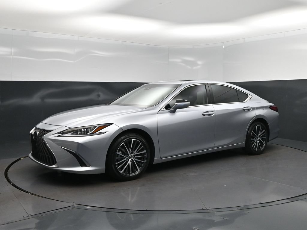 Used 2025 Lexus ES 350 w/ Premium Package FWD image 3