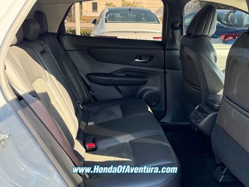 Used 2024 Nissan Ariya FWD image 15