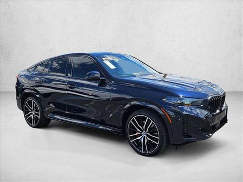 Used 2026 BMW X6 xDrive40i AWD/4WD image 3