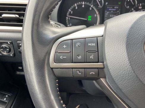 Used 2023 Lexus GX 460 Premium w/ Premium Plus Package image 17