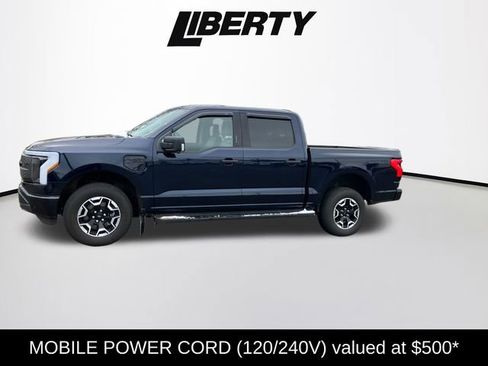 Used 2023 Ford F150 Lightning XLT image 2