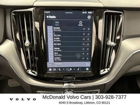 Certified 2025 Volvo XC60 B5 Core AWD/4WD image 15