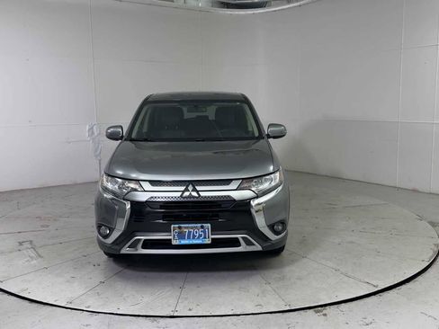 Used 2019 Mitsubishi Outlander SE image 7