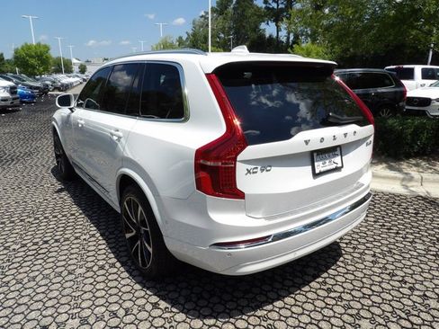 Certified 2025 Volvo XC90 B6 Plus w/ Protection Package Premier AWD/4WD image 9
