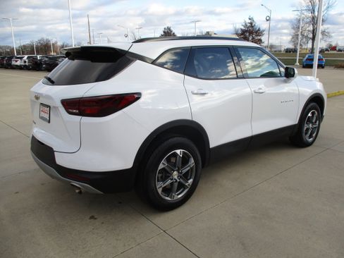 Used 2024 Chevrolet Blazer LT w/ Convenience Package image 6