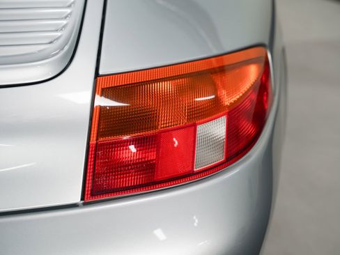 Used 1999 Porsche 911 Carrera image 23