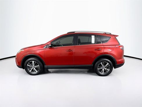 Used 2017 Toyota RAV4 XLE FWD image 12