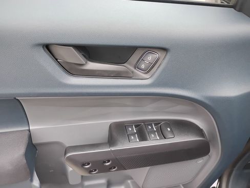 New 2025 Ford Maverick XL image 17