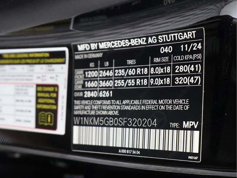 Used 2025 Mercedes-Benz GLC 350e 4MATIC image 55