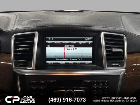 Used 2014 Mercedes-Benz GL 450 4MATIC image 35