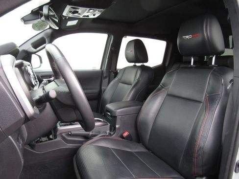 Certified 2021 Toyota Tacoma TRD Pro AWD/4WD image 16