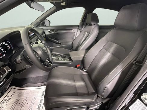 Used 2025 Honda Civic Sport image 17