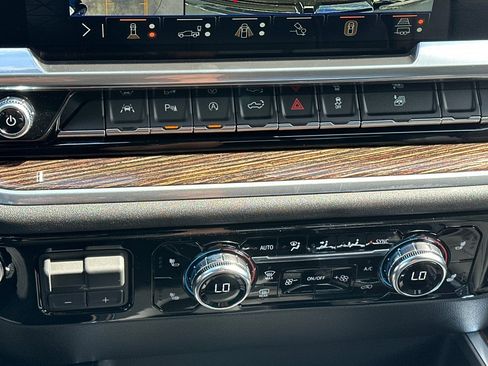 New 2026 GMC Sierra 1500 Elevation w/ Elevation Premium Package image 18