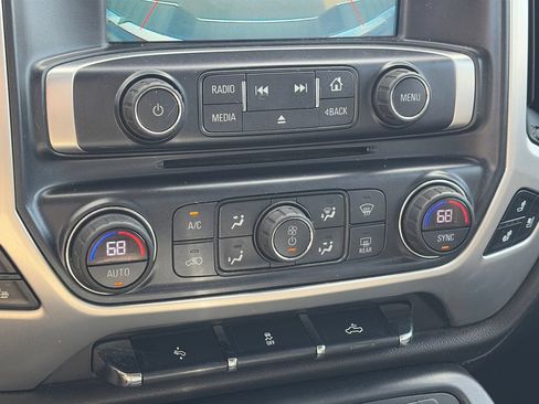 Used 2018 GMC Sierra 1500 SLT w/ SLT Premium Package AWD/4WD image 24