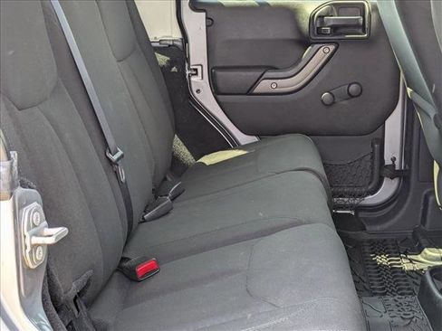 Used 2016 Jeep Wrangler Unlimited Sport w/ Connectivity Group image 19