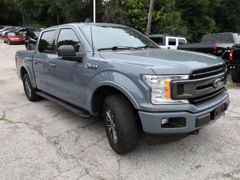 Used 2019 Ford F150 XLT w/ Equipment Group 302A Luxury AWD/4WD image 4