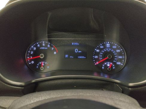 Used 2022 Kia Soul LX w/ Technology Package FWD image 23
