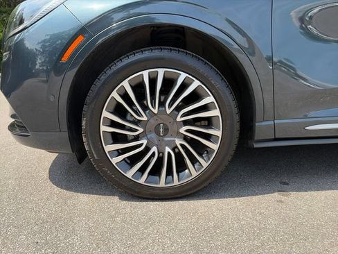 Used 2022 Lincoln Corsair Reserve w/ Equipment Group 201A AWD/4WD image 12
