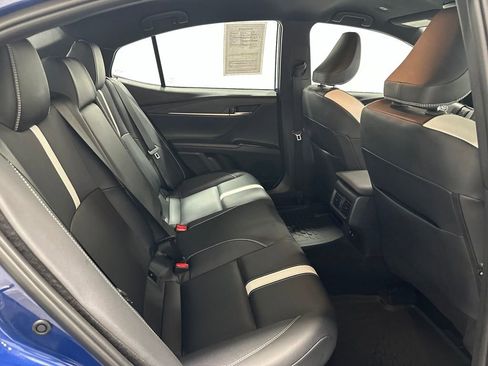 Used 2026 Toyota Camry SE FWD image 55