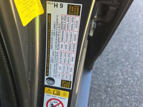 Used 2019 Toyota Prius XLE w/ Advanced Technology Package FWD image 28
