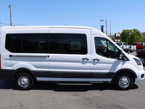 Used 2025 Ford Transit 350 XLT AWD/4WD image 3