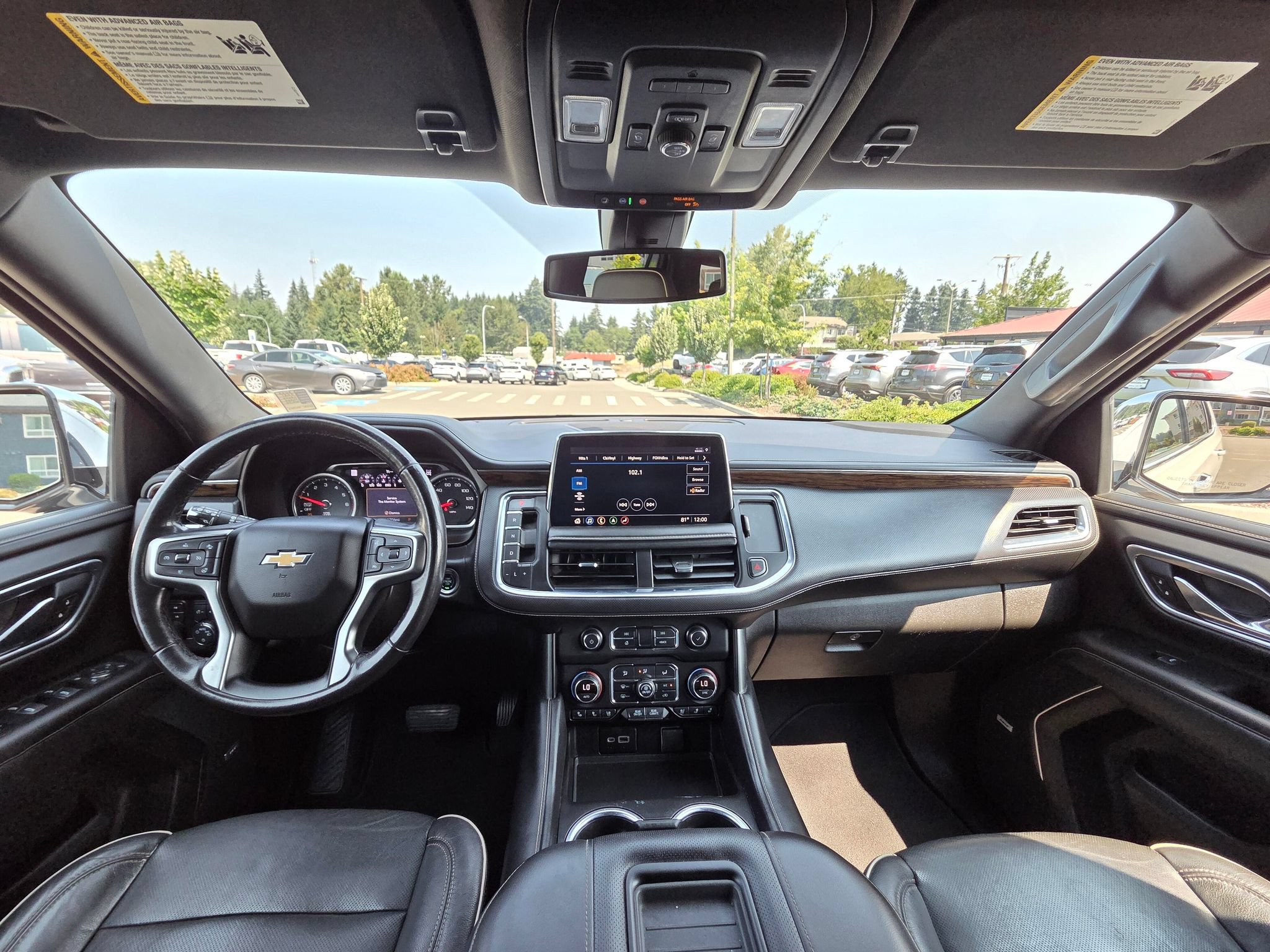 Used 2021 Chevrolet Tahoe Premier AWD/4WD image 11