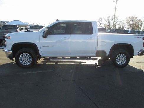 Certified 2022 Chevrolet Silverado 3500 LT w/ Remote Start Package image 10