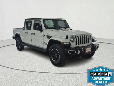 Used 2023 Jeep Gladiator Overland w/ Popular Equipment Package AWD/4WD image 10