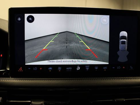 Used 2024 Lincoln Corsair FWD image 28