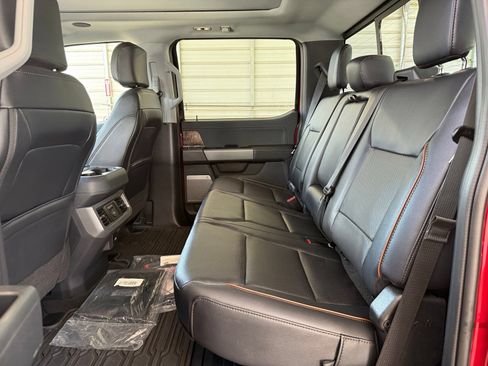Used 2026 Ford F250 Lariat w/ Black Appearance Package AWD/4WD image 18