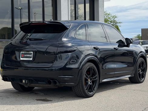 Used 2013 Porsche Cayenne GTS AWD/4WD image 12
