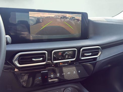 New 2026 Nissan Sentra SV image 15