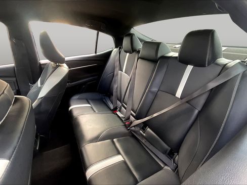 Used 2025 Toyota Camry SE FWD image 20