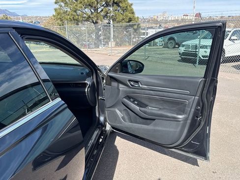 Used 2022 Nissan Altima 2.5 SL image 26