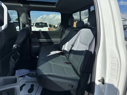 Used 2021 Ford F150 Lariat w/ Equipment Group 502A High AWD/4WD image 23