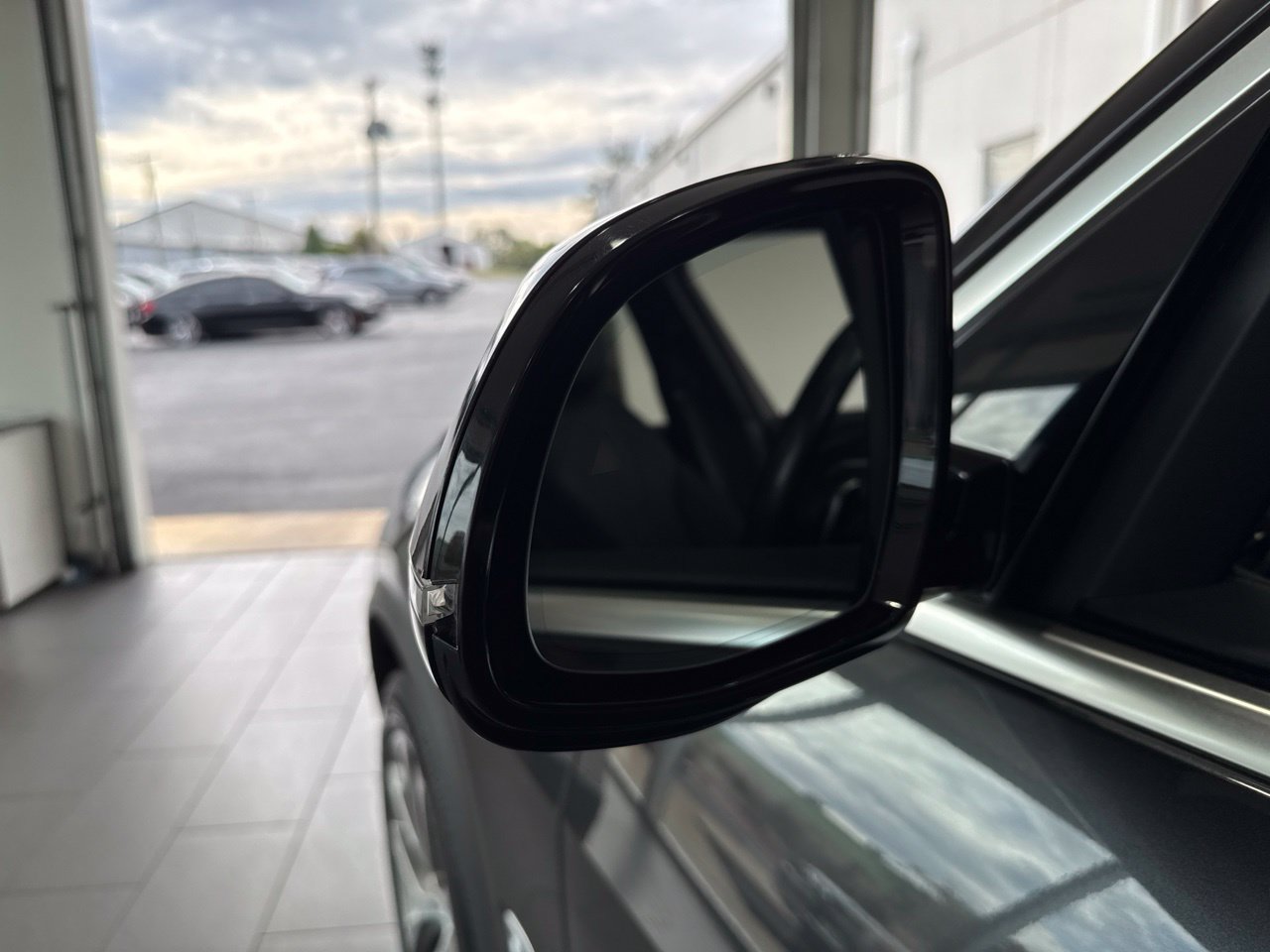 Used 2020 BMW X5 xDrive40i w/ Convenience Package AWD/4WD image 13