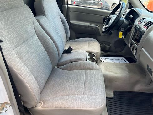 Used 2007 Chevrolet Colorado W/T AWD/4WD image 14