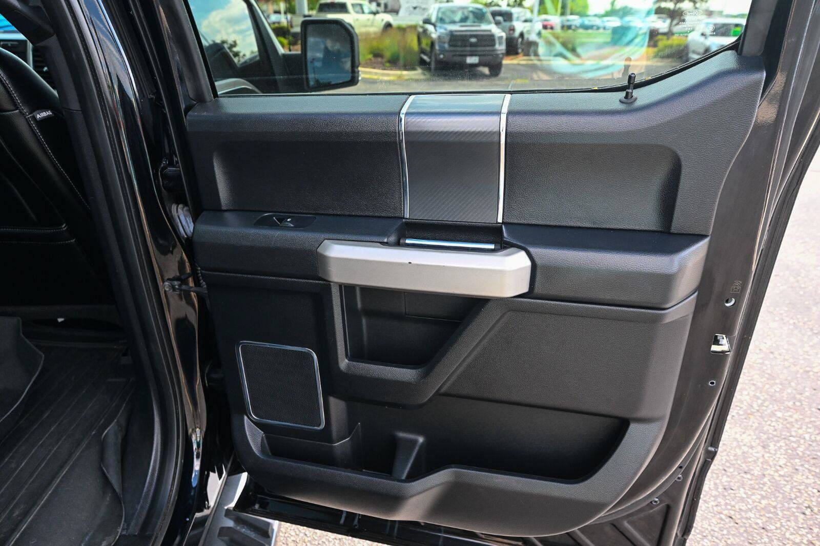 Certified 2018 Ford F150 Lariat w/ Equipment Group 502A Luxury AWD/4WD image 29