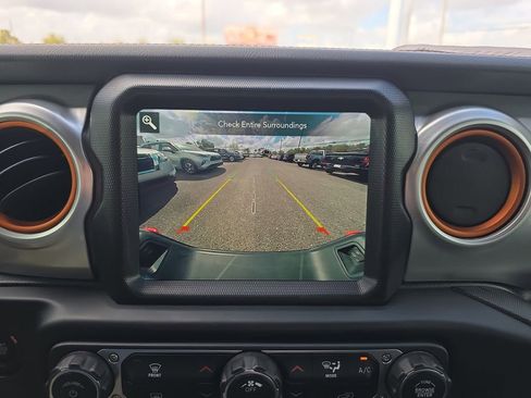 Used 2023 Jeep Gladiator Mojave w/ Trailer Tow Package image 24