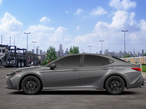 New 2026 Toyota Camry SE w/ Convenience Package FWD image 12