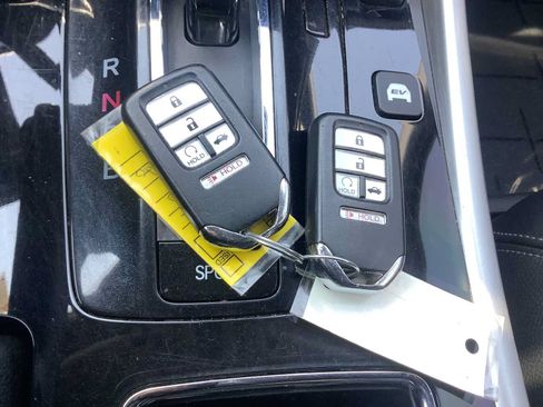 Used 2017 Honda Accord EX-L image 19