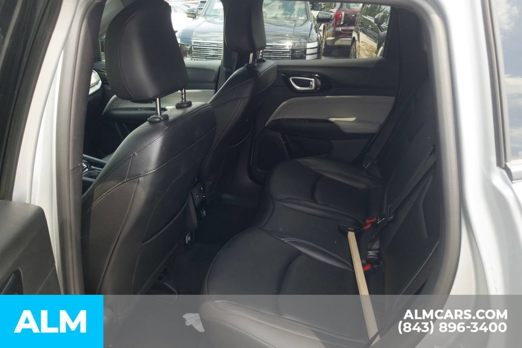 Used 2025 Jeep Compass Limited AWD/4WD image 17