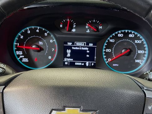 Used 2023 Chevrolet Traverse LT w/ LPO, Floor Liner Package AWD/4WD image 11