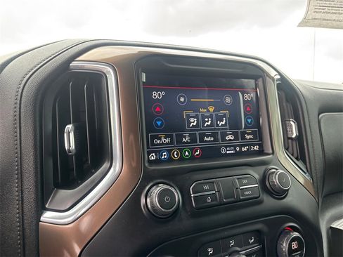 Used 2021 Chevrolet Silverado 1500 High Country w/ Technology Package image 20