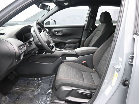 Certified 2026 Honda HR-V Sport image 33